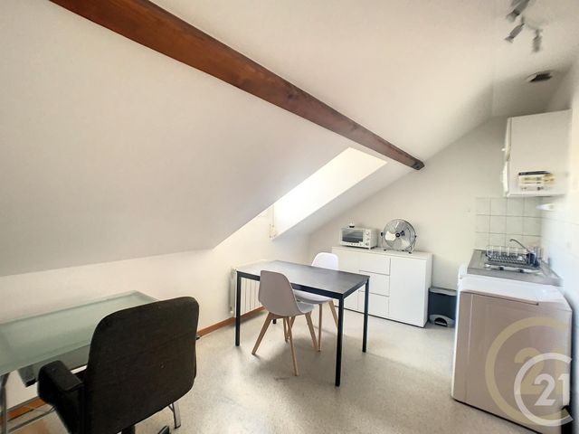 Appartement F2 à louer - 2 pièces - 17,79 m2 - Compiegne - 60 - PICARDIE