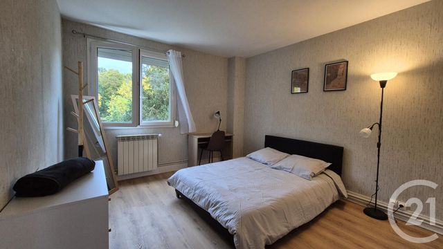 Appartement F4 à louer - 4 pièces - 9,50 m2 - Compiegne - 60 - PICARDIE