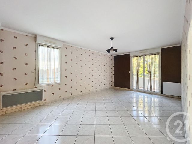 Appartement F3 à vendre - 3 pièces - 67,09 m2 - Compiegne - 60 - PICARDIE