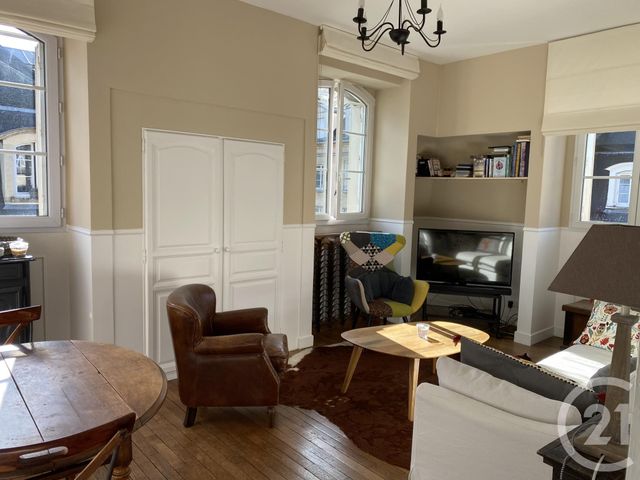 Appartement F3 à louer - 3 pièces - 79,04 m2 - Compiegne - 60 - PICARDIE