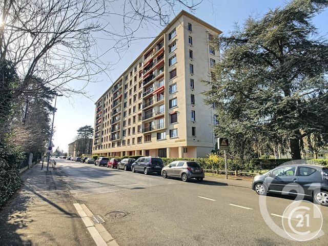 Appartement F4 à vendre - 4 pièces - 85,04 m2 - Compiegne - 60 - PICARDIE